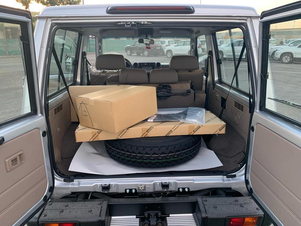 2024款丰田LC71 4.0l 汽油 自动挡