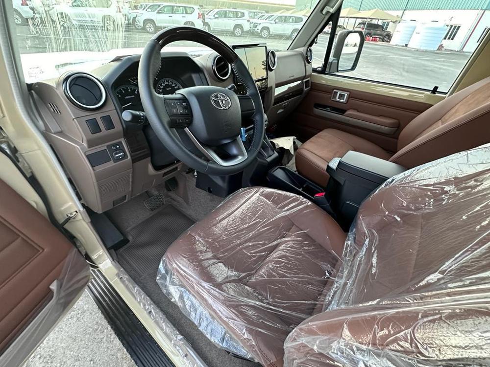 2024款丰田LC71 4.0l 汽油 自动挡