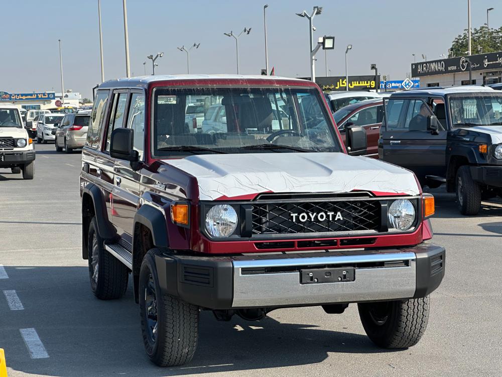 2024款丰田LC76 4.0L 自动