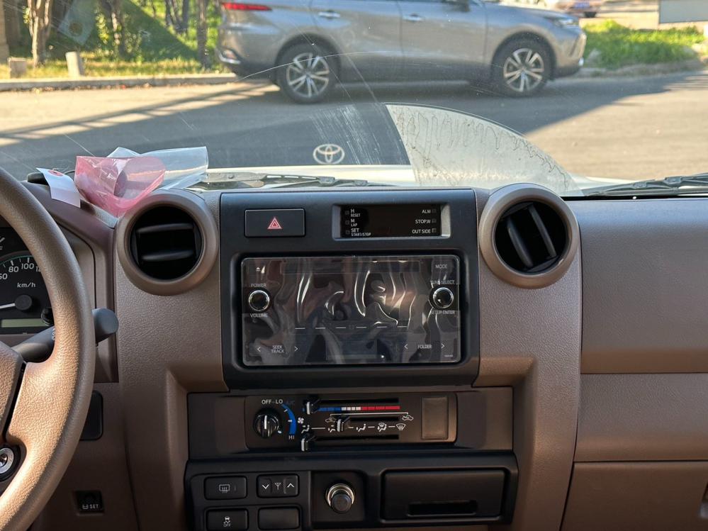 2023款丰田LC76 4.5t