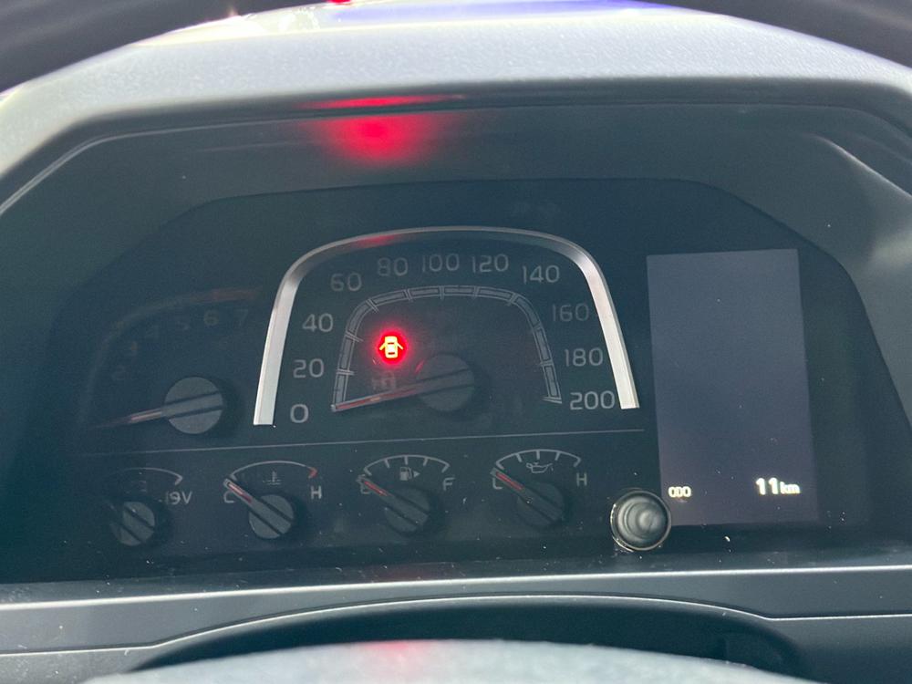 2024款丰田LC76 4.0L 自动