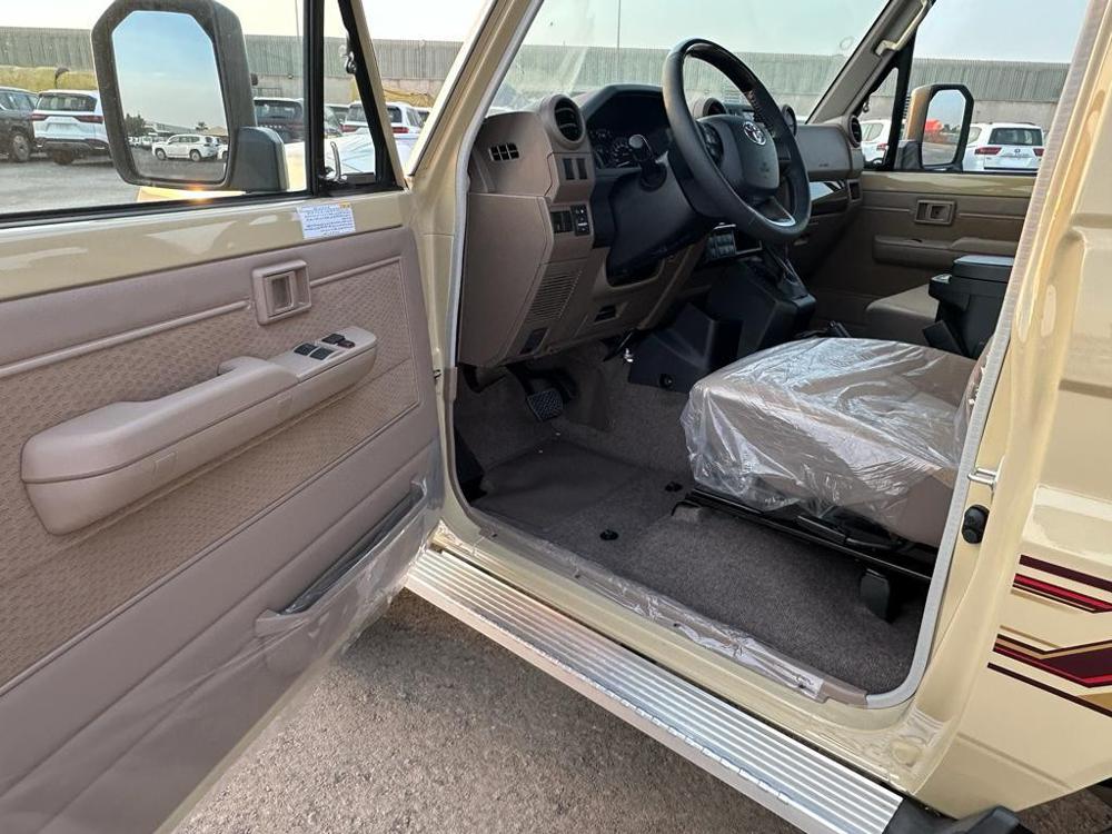 2024款丰田LC71 2.8T柴油 自动档