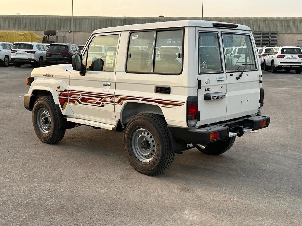 2024款丰田LC71 2.8T柴油 自动档