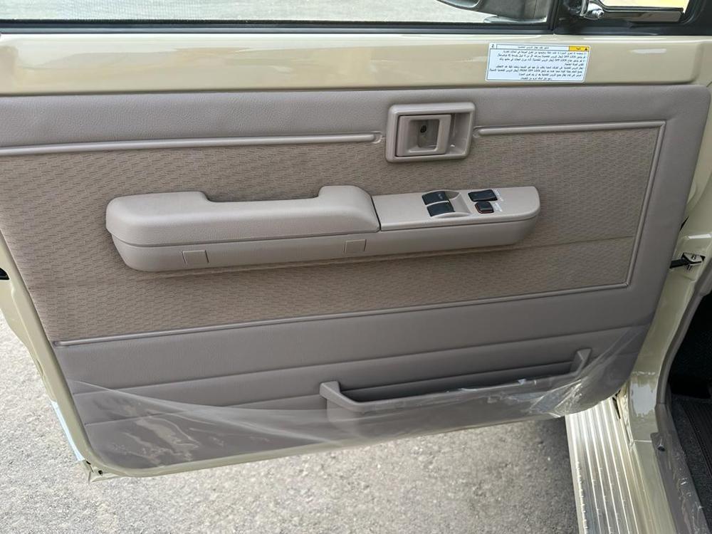 2024款丰田LC71 2.8T柴油 自动档