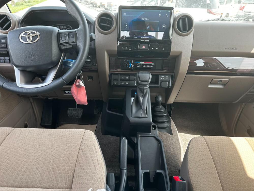 2024款丰田LC71 2.8T柴油