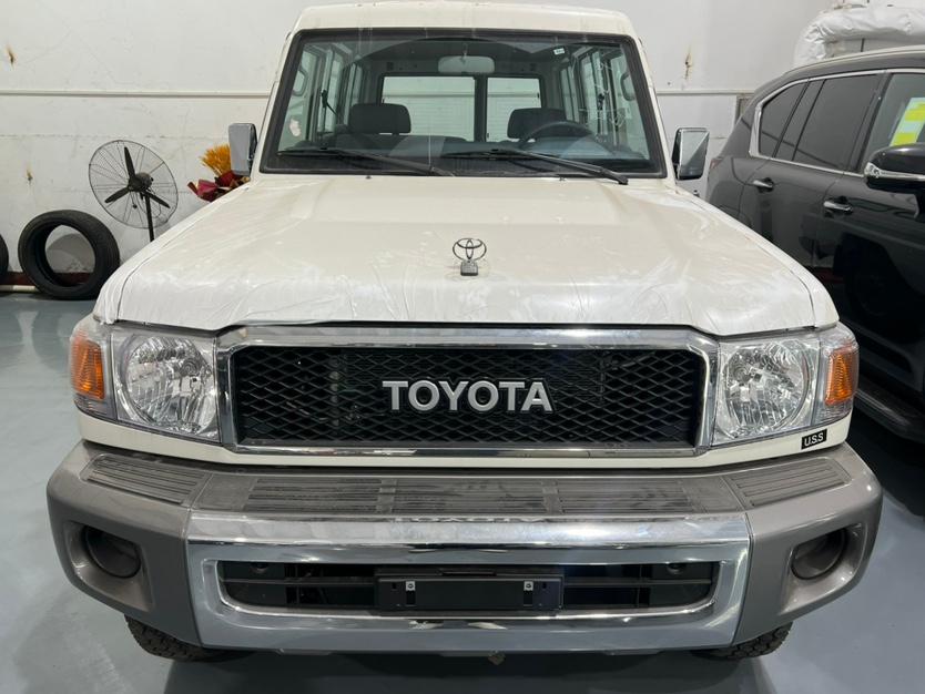 酷路泽LC78 23款 4.0 汽油