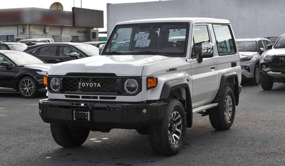 2024款丰田LC71 4.0 自动挡