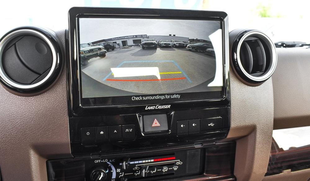 2024款丰田LC71 4.0 自动挡