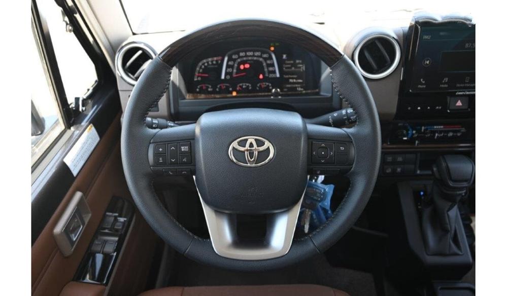 2024款丰田LC71 2.8T 自动挡