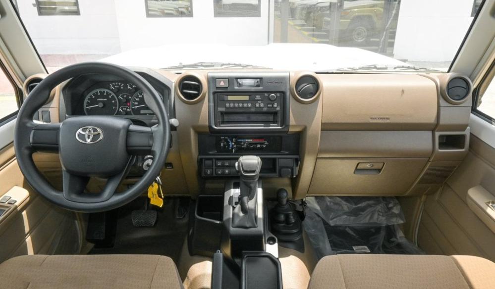 2024款丰田LC78 4.0 自动挡