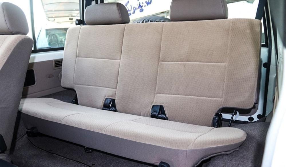 2024款丰田LC71 4.0 自动挡