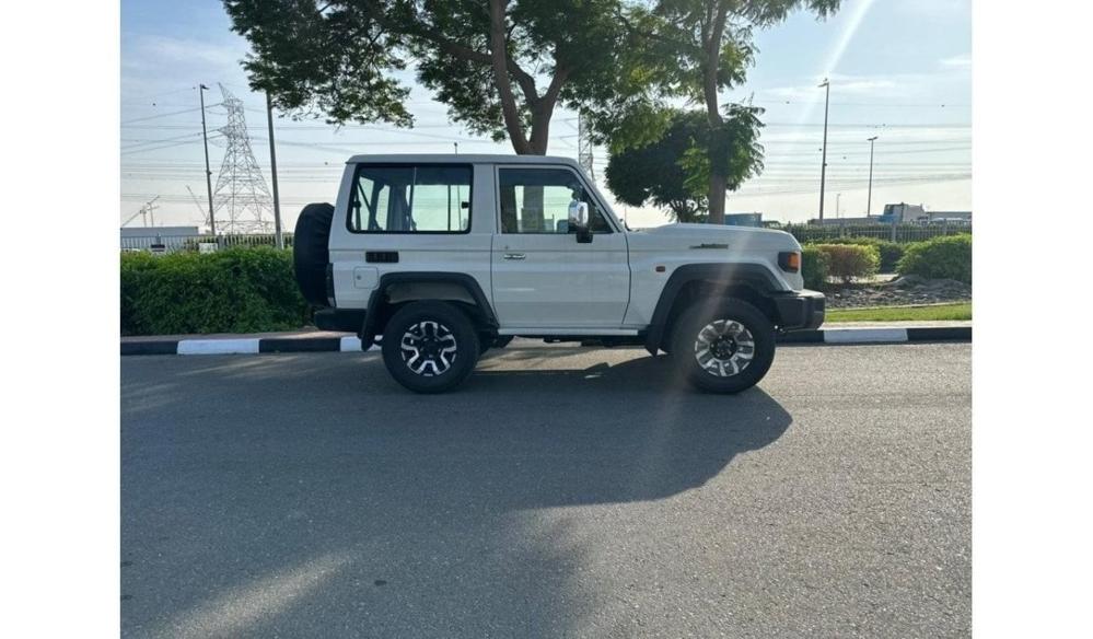 2024款丰田LC71 2.8T 自动挡