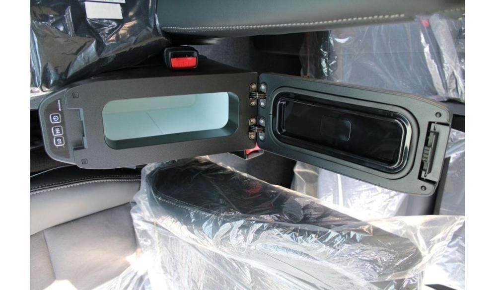 2024款丰田LC76  2.8T 自动挡