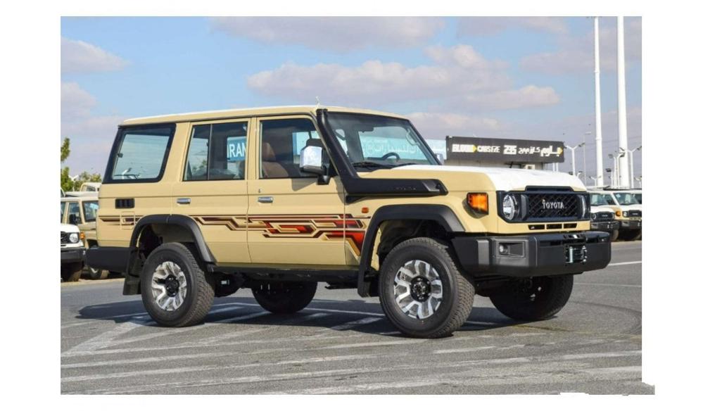 2024款丰田LC76  2.8T 自动挡