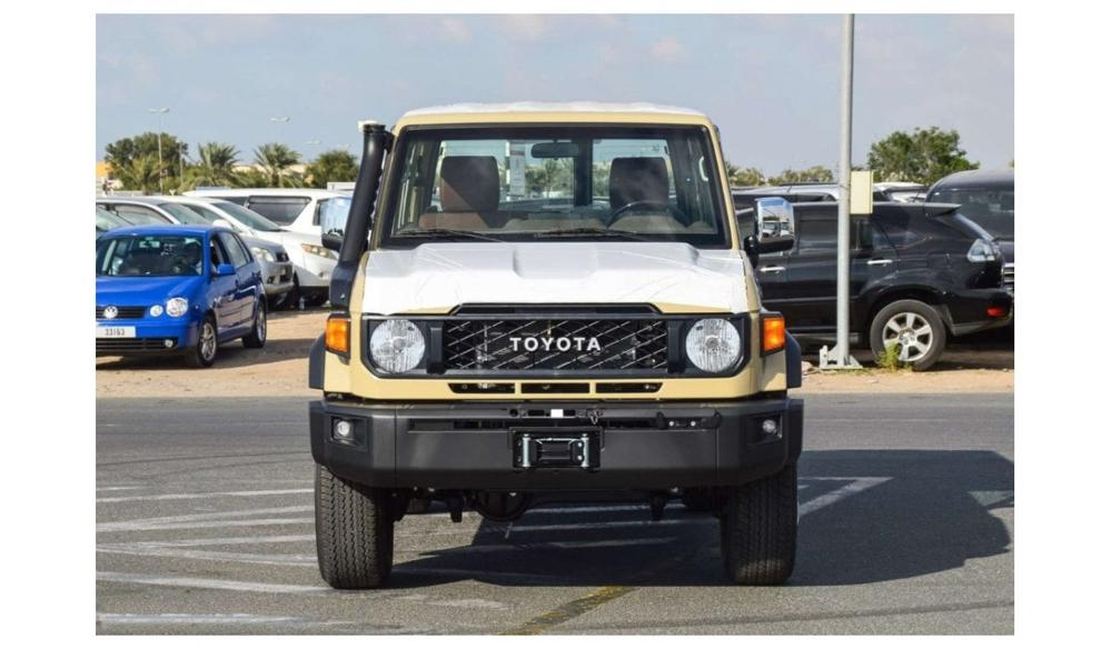 2024款丰田LC76  2.8T 自动挡