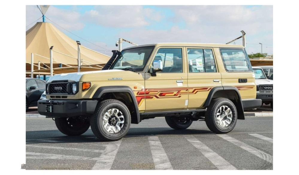 2024款丰田LC76  2.8T 自动挡