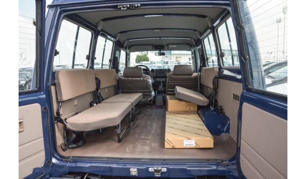 2024款丰田LC78 4.0 自动挡