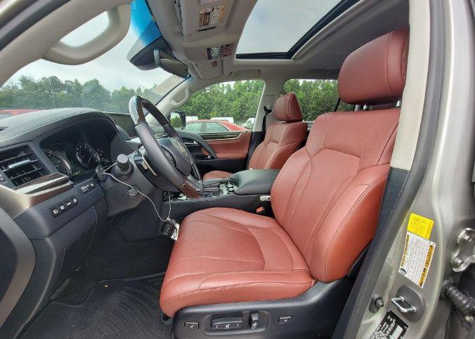 2021款美版雷克萨斯LX570标准版