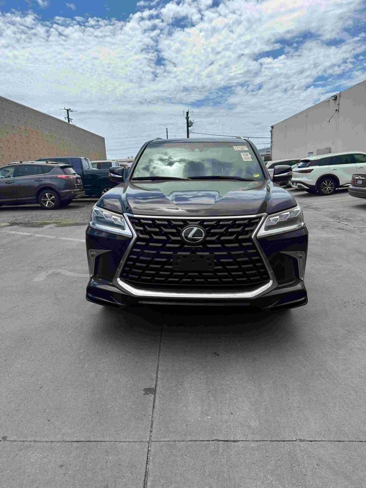 2021款美版雷克萨斯LX570运动版