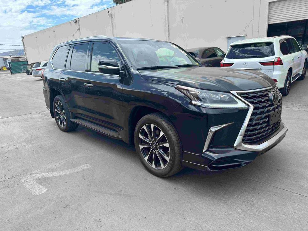 2021款美版雷克萨斯LX570运动版