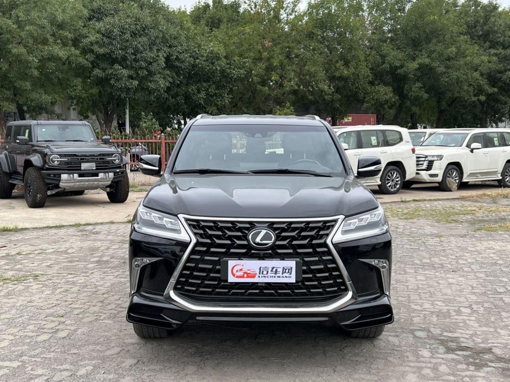 2021款中东版雷克萨斯LX570 限量S