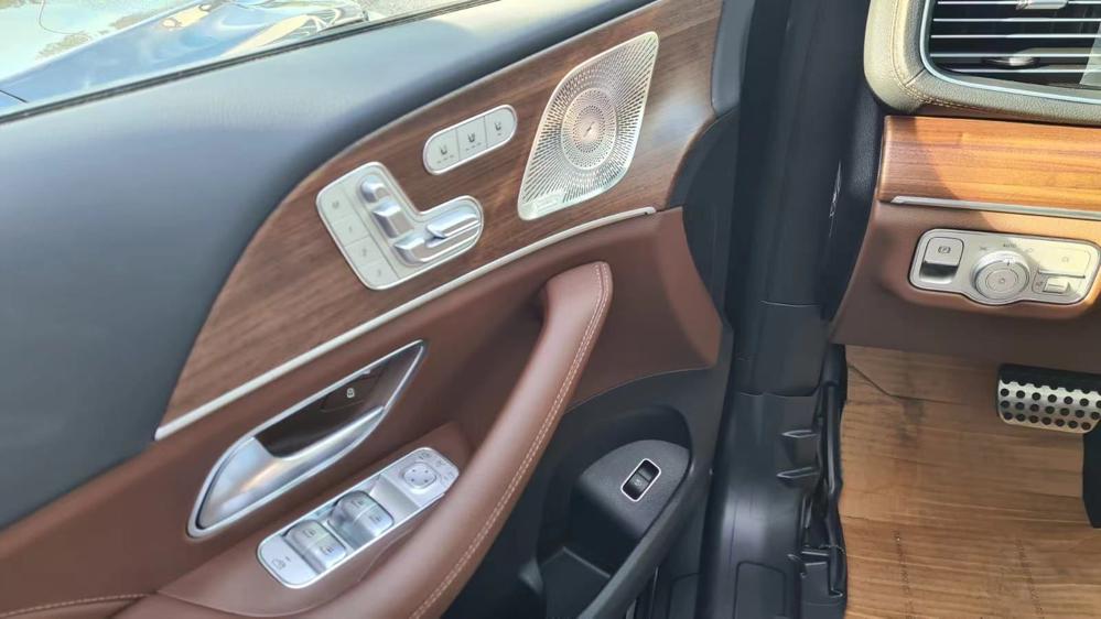 2024款欧版奔驰GLS450