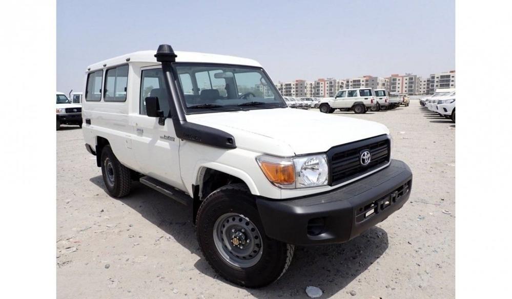 2023款丰田兰德酷路泽LC78