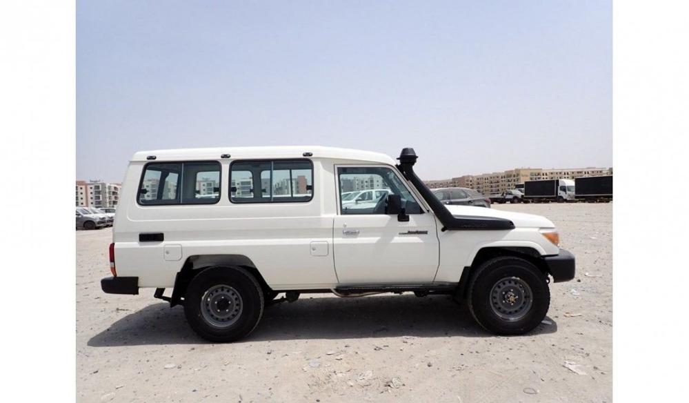 2023款丰田兰德酷路泽LC78