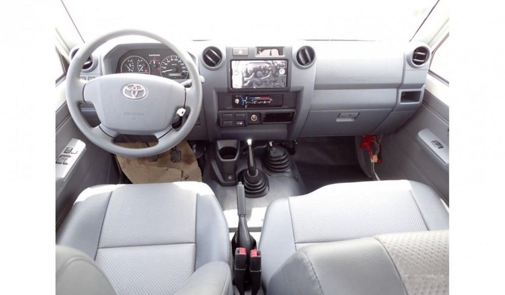 2023款丰田兰德酷路泽LC78