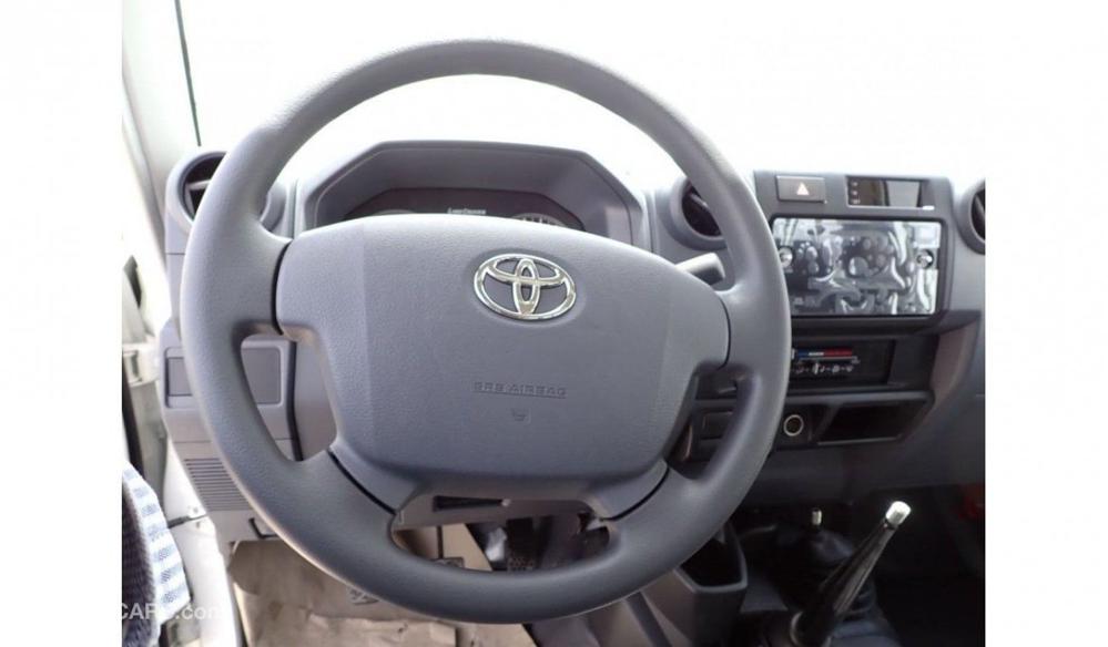 2023款丰田兰德酷路泽LC78