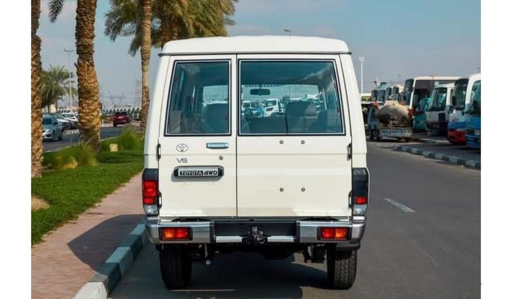 2023款丰田兰德酷路泽LC78