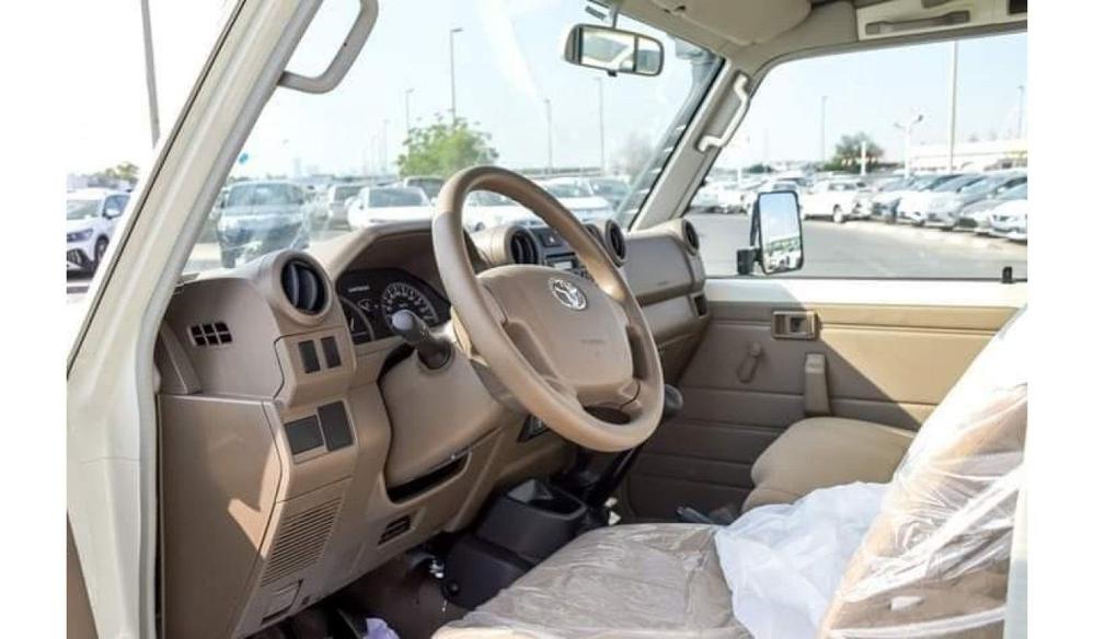 2023款丰田兰德酷路泽LC78