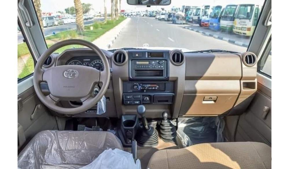 2023款丰田兰德酷路泽LC78